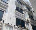 Phú Diễn - Nhà mới ở ngay - DT 31m2- 5 tầng thoáng sáng - Thang máy - Nội thất đẹp chủ tặng hết- Sổ đỏ - Giá 4.95