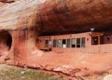 Chiêm ngưỡng ngôi nhà nằm trong một hang động tại Mỹ