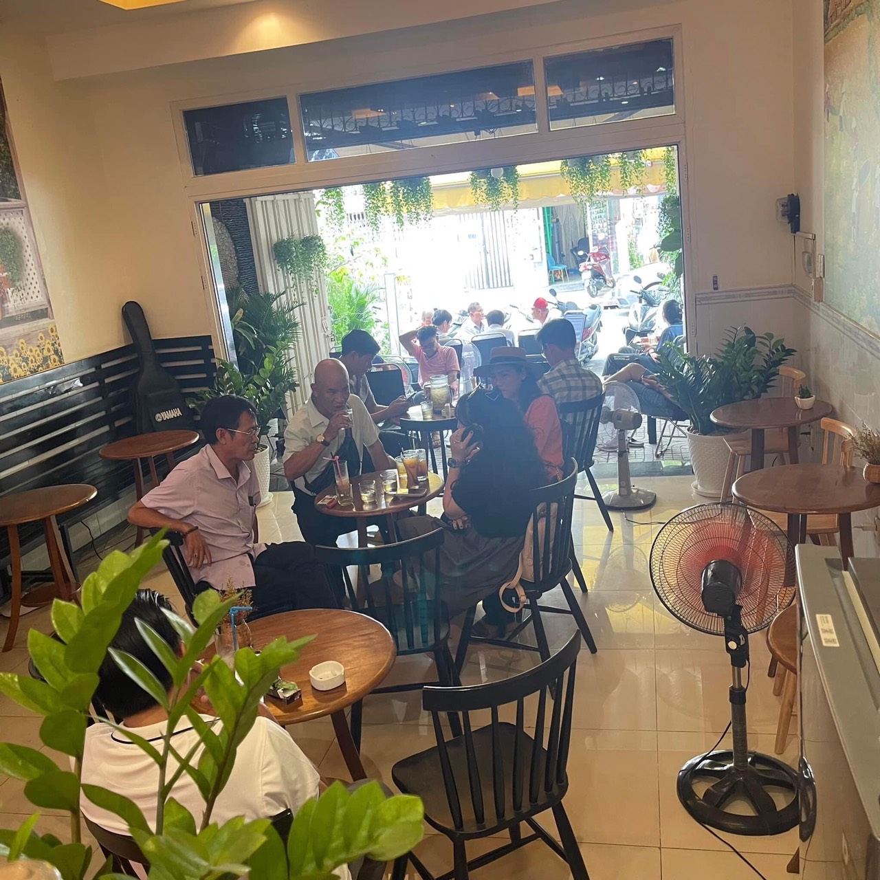 CẦN SANG NHƯỢNG LẠI QUÁN CAFE ĐỊA CHỈ; ĐƯỜNG 81, PHƯỜNG TÂN QUY, QUẬN 7 - Ảnh 2