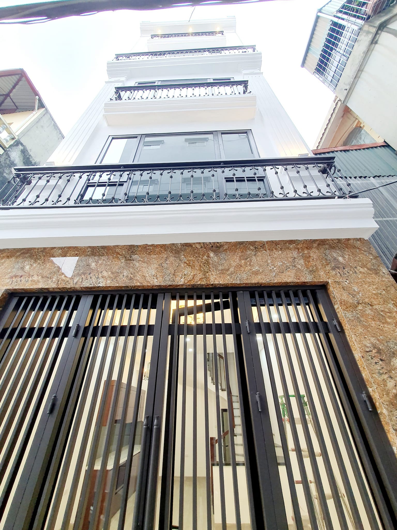 Bán nhà phố Trương Định, 30m2 x4, MT 4,5m , Chính chủ cần bán gấp - Ảnh chính