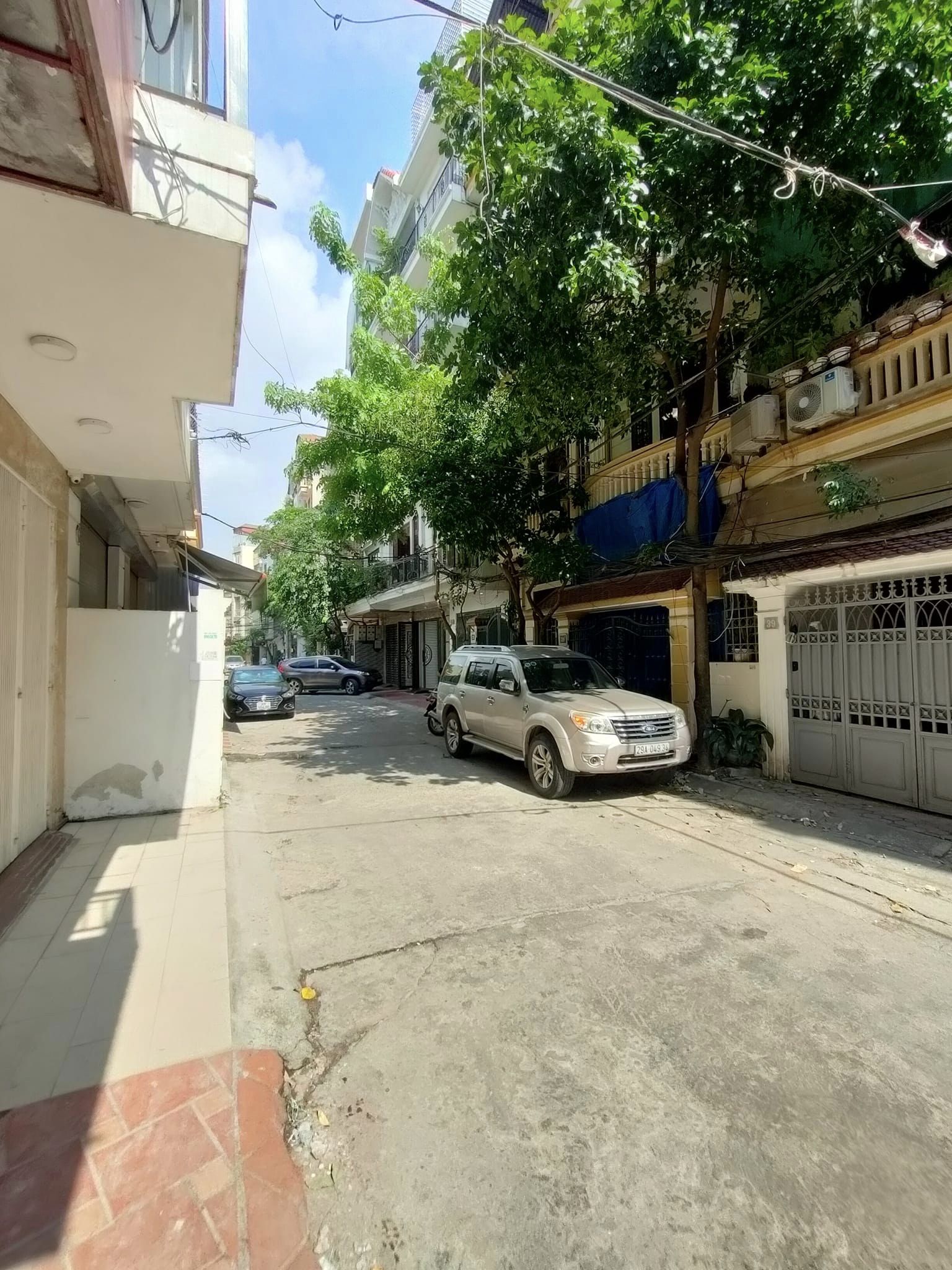 Bán nhà riêng ngõ ô tô tránh phố Phùng Chí Kiên 5 tầng 73m2 giá 15,8 tỷ. LH 0912442669 - Ảnh chính