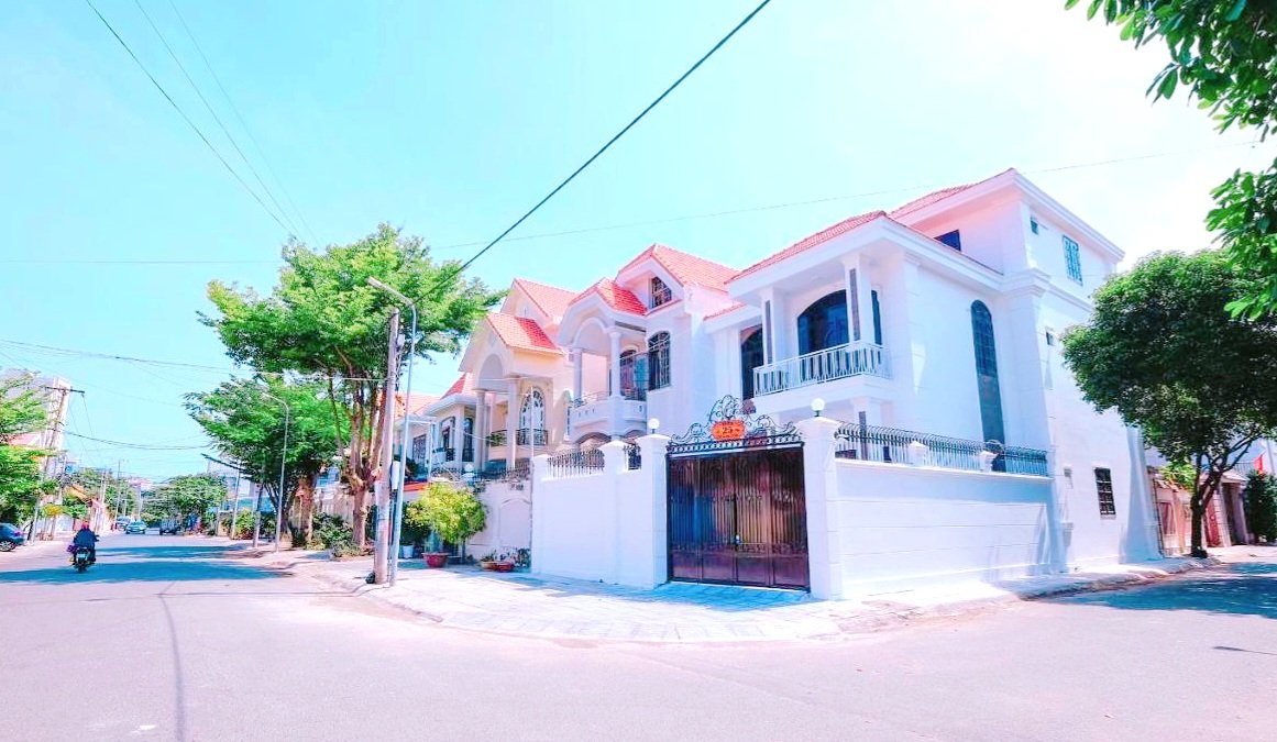 Cho thuê Villa 1 trệt 2 lầu 300m2 vào KD ngay tại Vũng Tàu chỉ 35tr/th. Lh:0938601602 - Ảnh chính