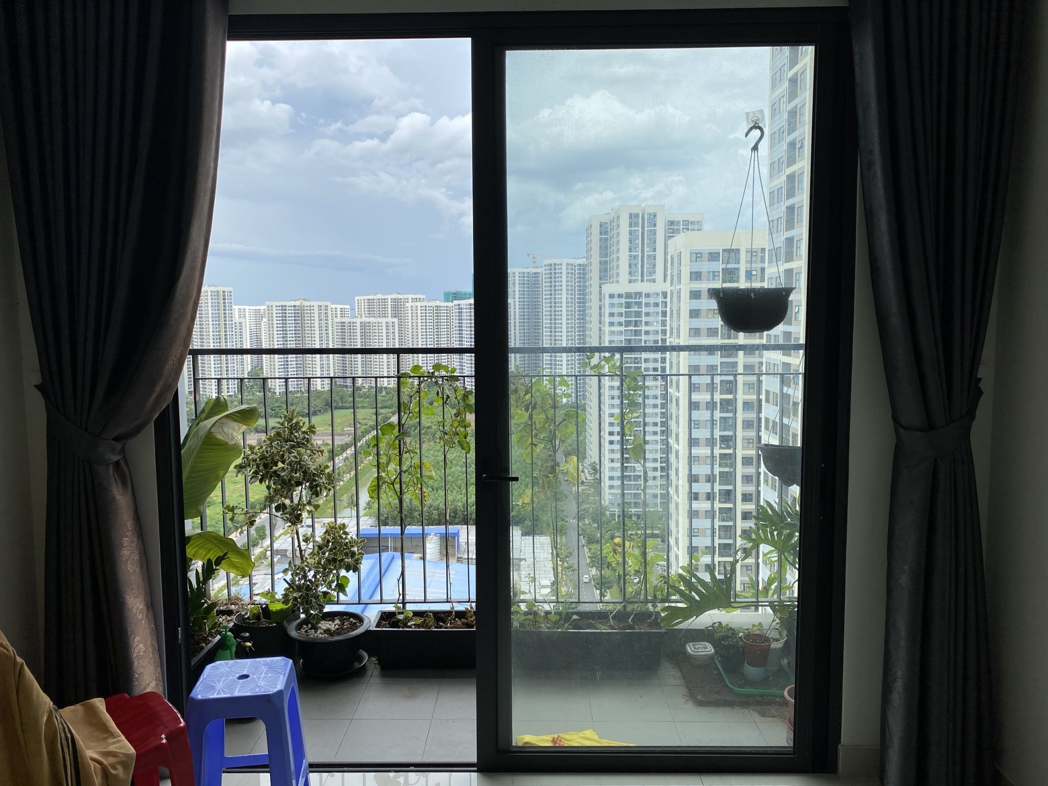 Bán căn hộ cao cấp VINHOMES GRAND PARK Q9,HCMC chỉ 2,3 tỷ thương lượng - Ảnh chính