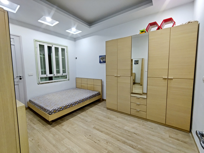 Cho thuê căn hộ 2PN, 2VS Chung cư 35 Láng Hạ, Ba Đình, Hà Nội. Vị trí đẹp, tiện nghi, an ninh - Ảnh 2