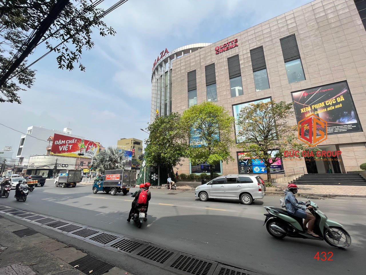 Cho thuê Nhà Mặt Tiền Phạm Văn Thuận rộng 200m2 ngay Vincom - Ảnh chính