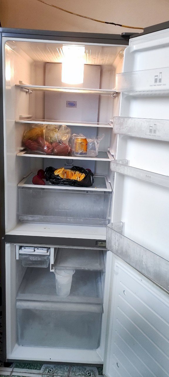 Cần Thanh Lý Tủ Lạnh Và Máy Giặt Tại Cổng 10 Khu Chợ Đường Bùi Văn Hòa- Biên Hòa- Đồng Nai - Ảnh 2