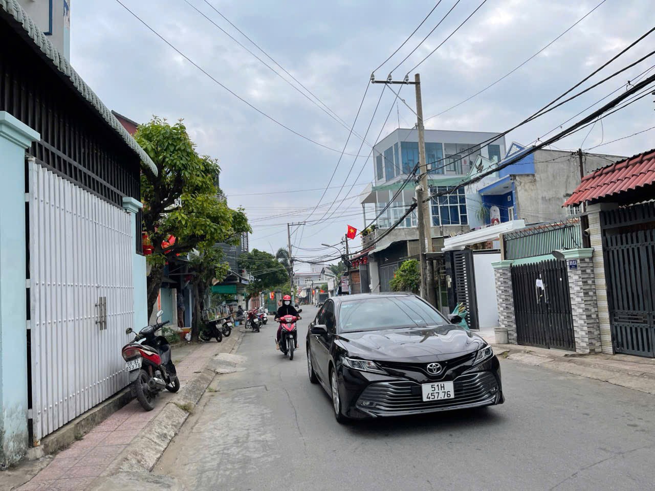 Bán hoặc cho thuê nhà phố mới xây dựng đã hoàn công thuận tiện kinh doanh, Tăng Nhơn Phú A-Tp Thủ - Ảnh chính