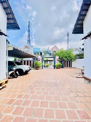 Bán Biệt Thự rộng Siêu đẹp 865m2, P. Tân Phú, Quận 9, Giá bán tốt 46tr/m2 - Ảnh 2