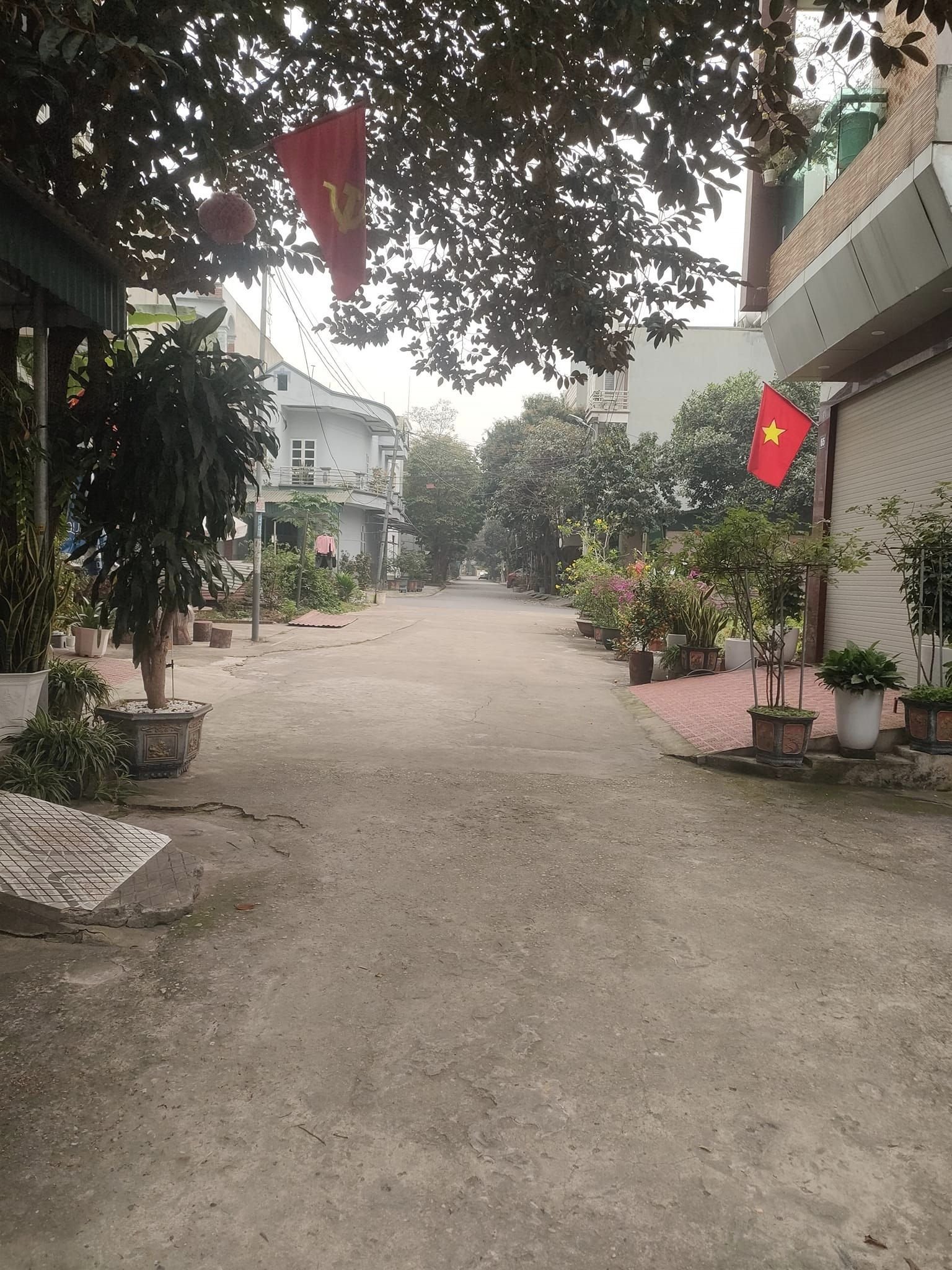 Chính chủ bán đất tặng nhà cấp 4 mới tinh tại Mẻ Quàng, Nông Trang, Việt Trì, Phú Thọ. - Ảnh 1