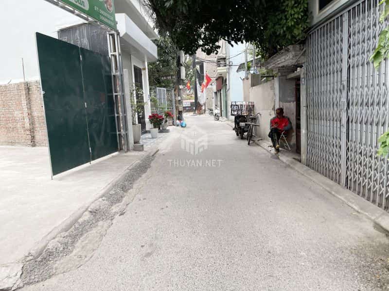 Chính chủ bán 60m2 đất mặt ngõ 71 Phố Việt Hưng, Long Biên. Cách mặt phố chính 50m - Ảnh chính