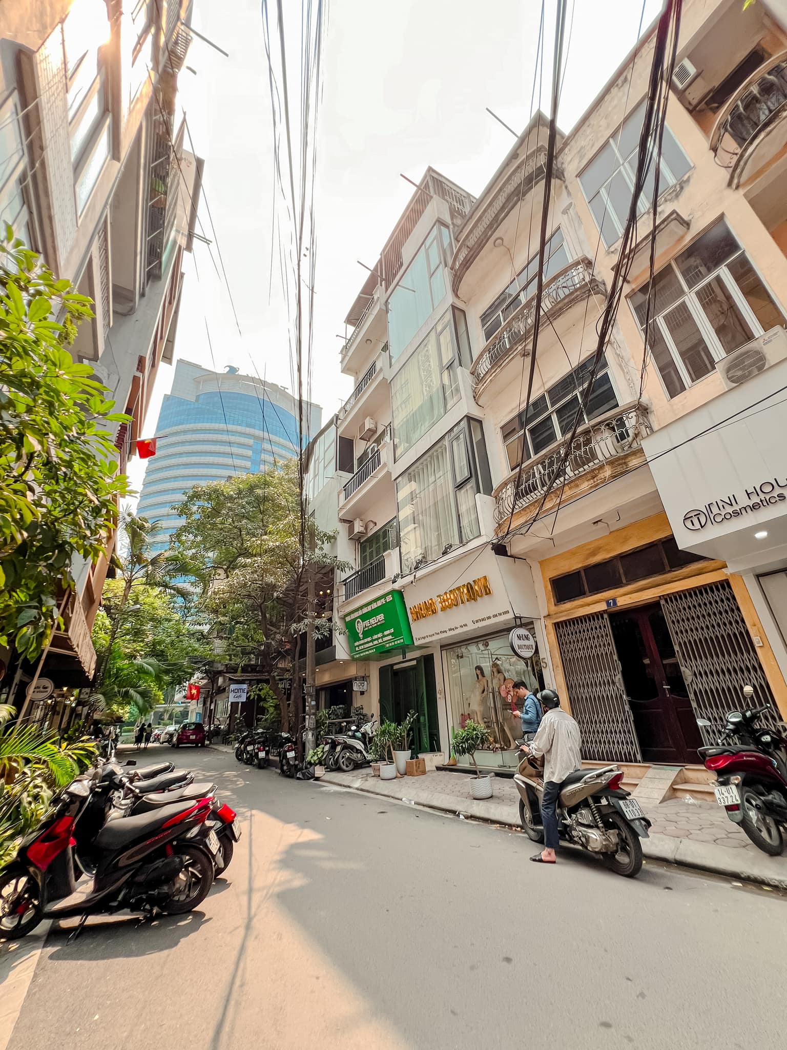 Bán nhà phố Huỳnh Thúc Kháng, 38m, 5T, phân lô vỉa hè, ô tô tránh, kinh doanh đỉnh, 14 tỷ - Ảnh chính