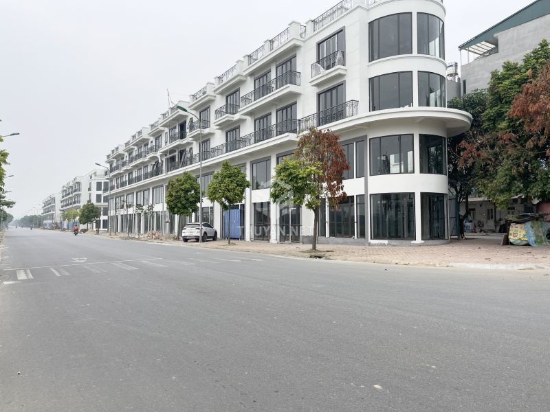 Shophouse Metropolitan 76,18m2 mặt phố Nguyễn Mậu Tài - View Quảng Trường & Hồ Điều Hòa - Ảnh chính
