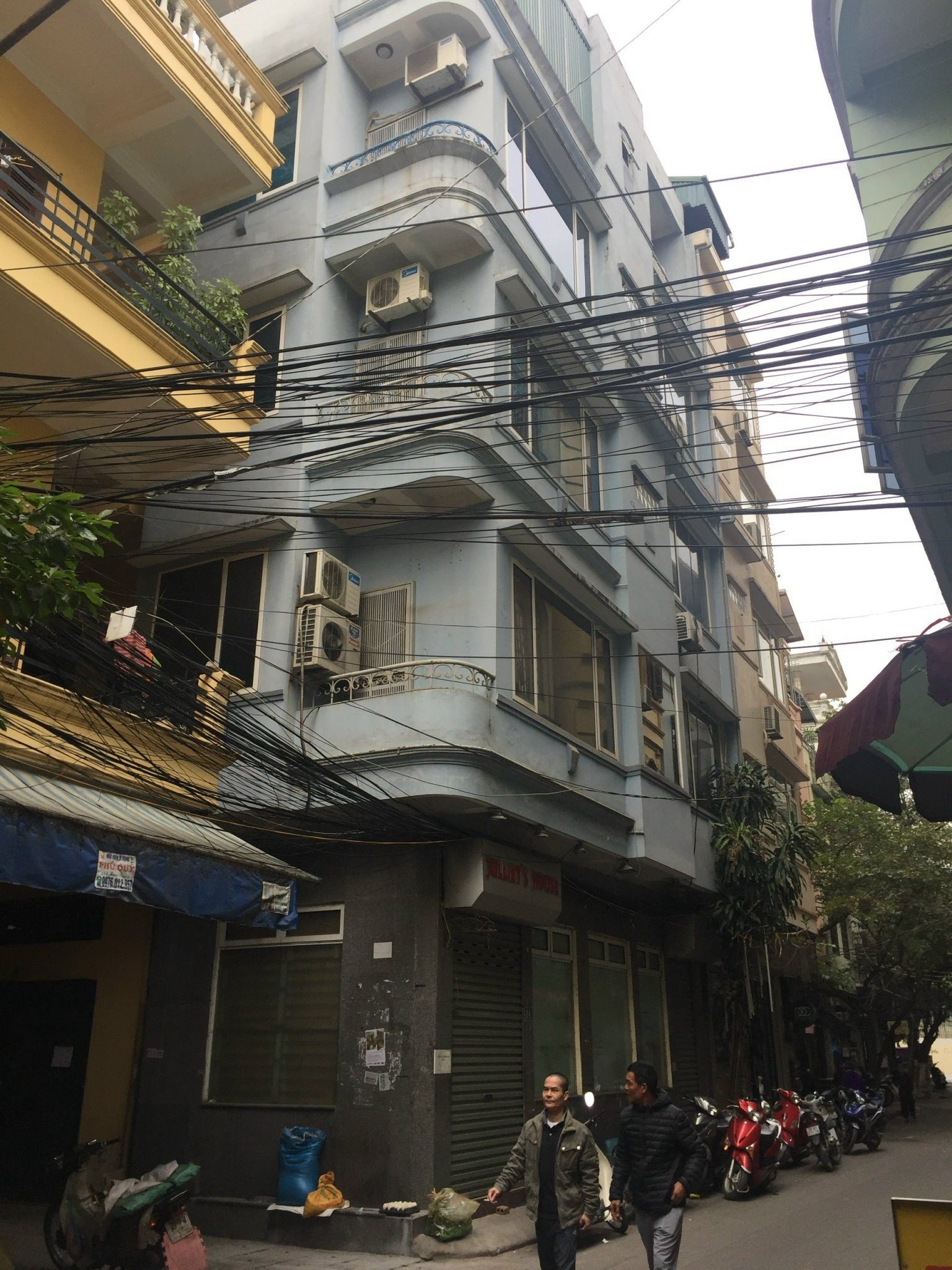 Căn hộ TT tầng 1 mặt ngõ thông thoáng, phố Quỳnh Mai , DTSD 65 m2 - Giá chỉ: 2,1 tỷ - Ảnh chính