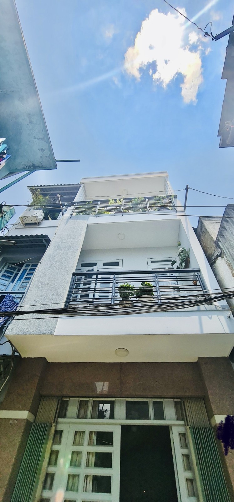 Bán nhà ở ngay Lê Hồng Phong, Q10,  3 tầng  49m2 công nhân đủ, Chỉ 6 Tỷ - Ảnh chính