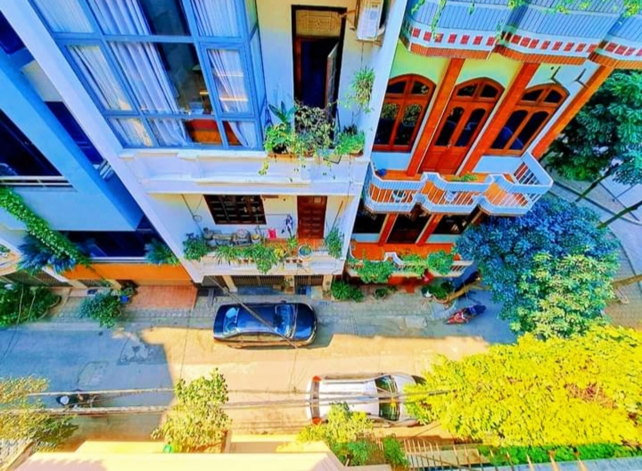 Cho thuê nhà riêng Nguyễn Khang Cầu Giấy 72m*6T đường 7m giá 28tr - Ảnh chính