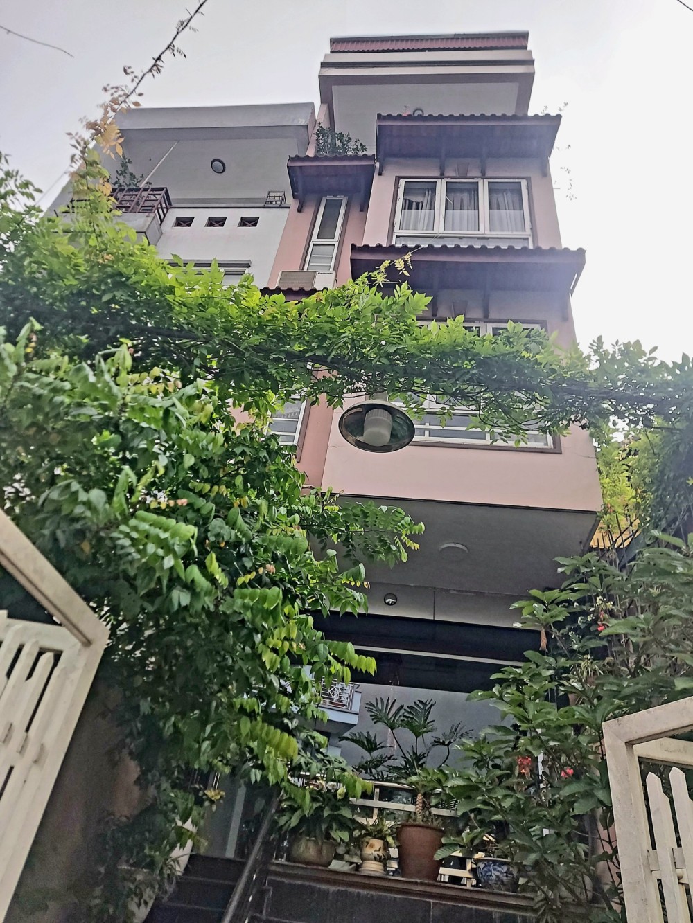 Bán nhà Vương Thừa Vũ- Thanh Xuân, 41 m2, 5 tầng, mặt tiền 4,2 m, giá 14,7 tỷ. - Ảnh chính