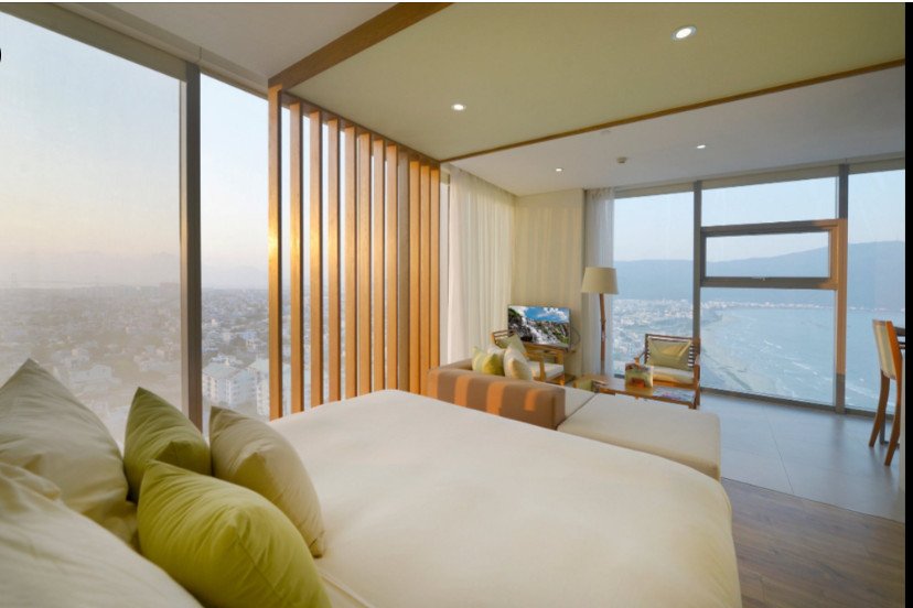 Sụp hầm căn Fusion Suites full nội thất, sẵn sổ hồng lâu dài, view trực diện biển Mỹ Khê - Ảnh chính