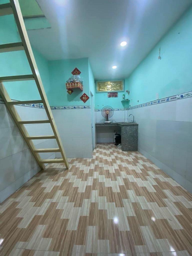 Bán nhà nhỏ 2 tầng, Huỳnh Văn Chính, Tân Phú, 11m2 , cho thuê 5tr/tháng, giá nhỉnh 1 tỷ - Ảnh 2