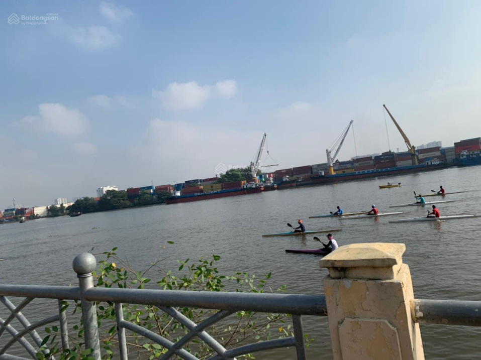 Mặt tiền 16m view sông Sài Gòn xây cao tầng hiện trạng 3 tầng ở tốt nhỉnh 13 tỷ - Ảnh 1