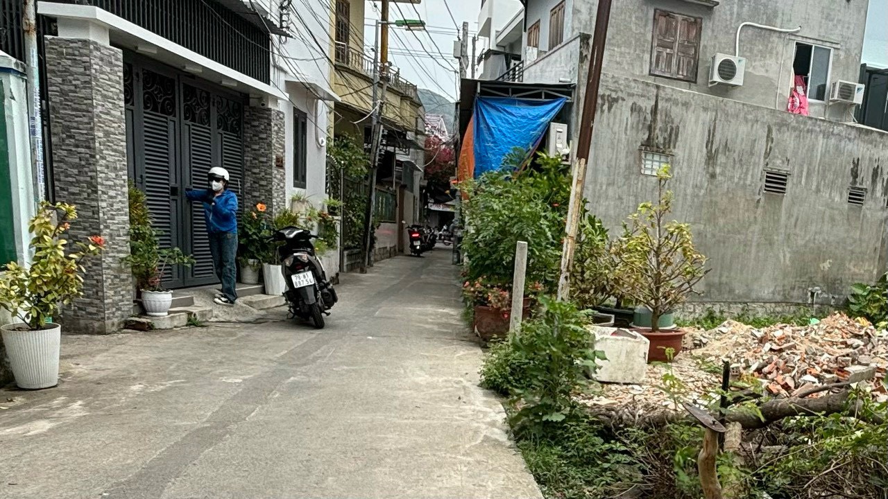 Bán Đất hẻm 15 Nguyễn Khuyến cách chợ Vĩnh Hải chỉ 100m - Ảnh 2