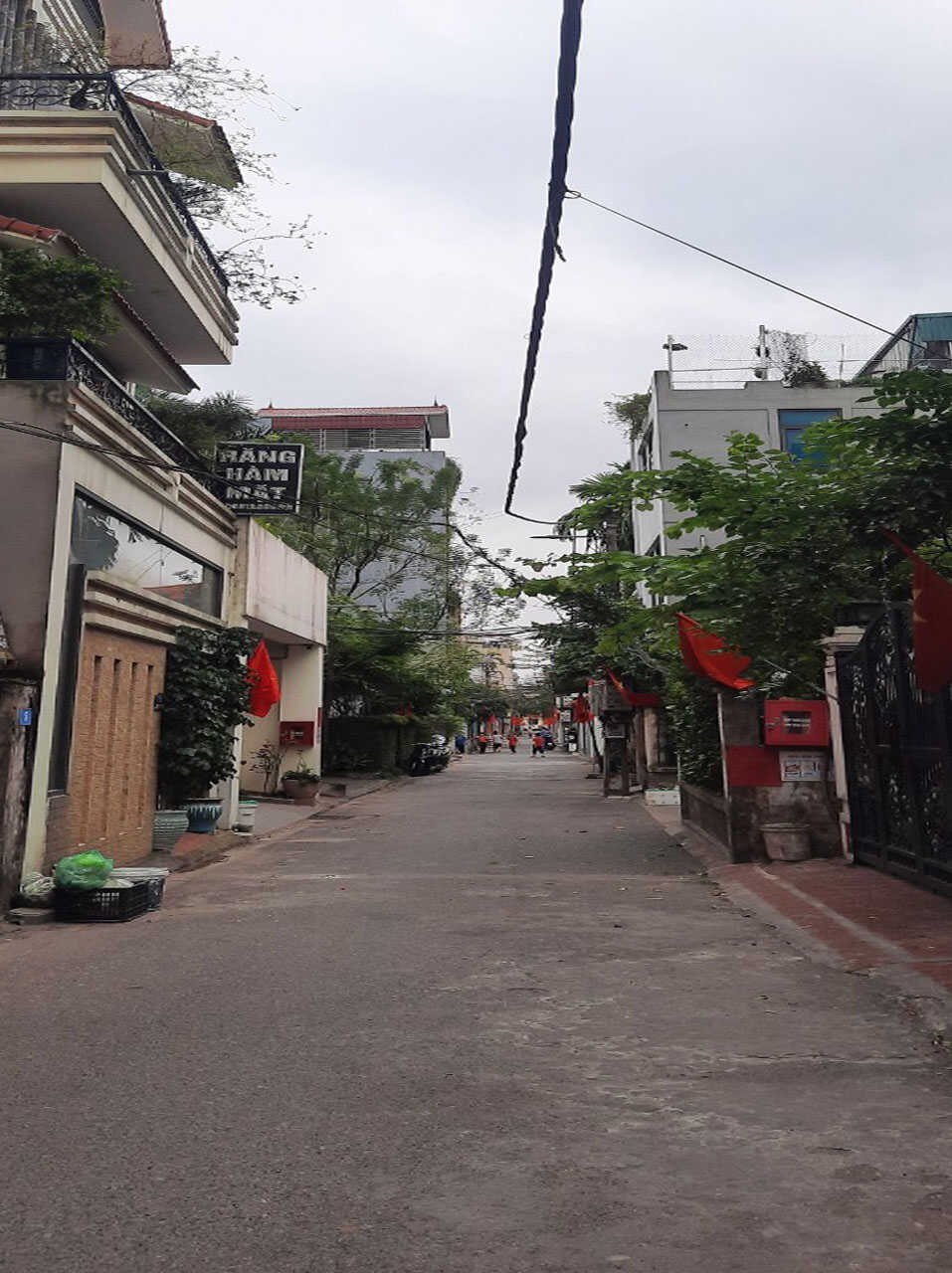 Bán đất Giang Biên, Long Biên, ngõ rộng oto tránh gần trường chợ 60m, mặt tiền: 4m, 6 tỷ 1 - Ảnh 1