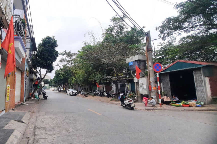 Bán đất Giang Biên, Long Biên, ngõ rộng oto tránh gần trường chợ 60m, mặt tiền: 4m, 6 tỷ 1 - Ảnh chính