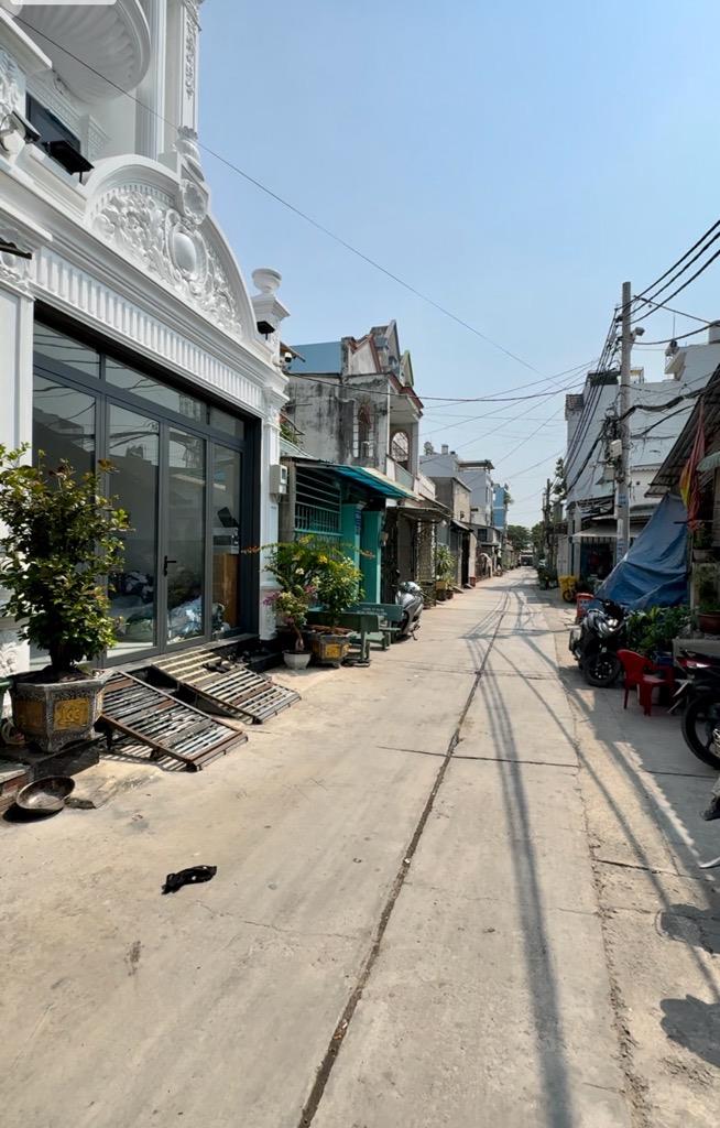 Bán nhà giá đầu tư đường Bình Thành, Bình Tân, 93.5m2, 6x16.5m, hẻm xe tải, 4Tỷ6 - Ảnh 1