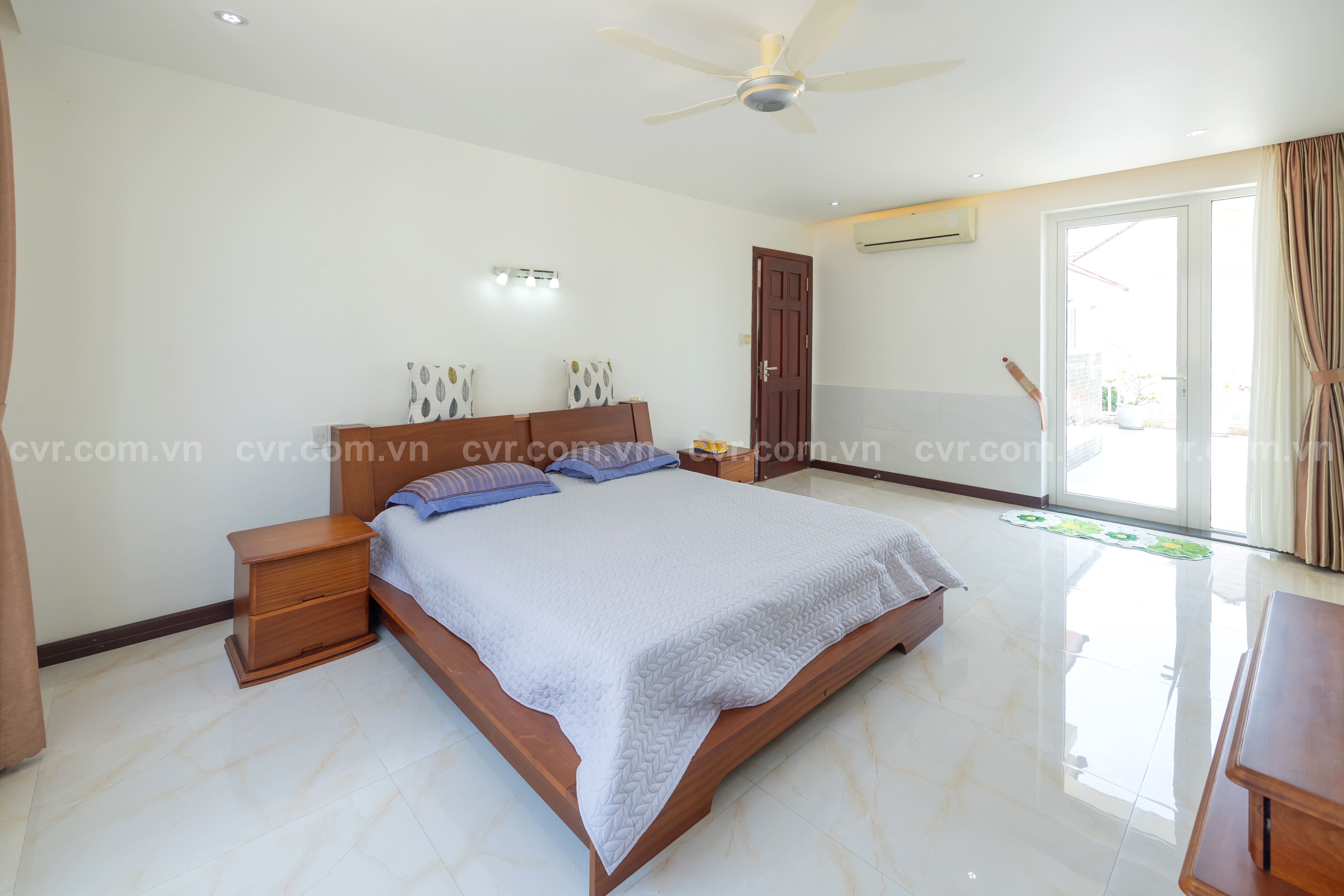 Bán Biệt thự 6 phòng ngủ nhìn ra núi và biển tuyệt đẹp ở Đà Nẵng - Ảnh chính