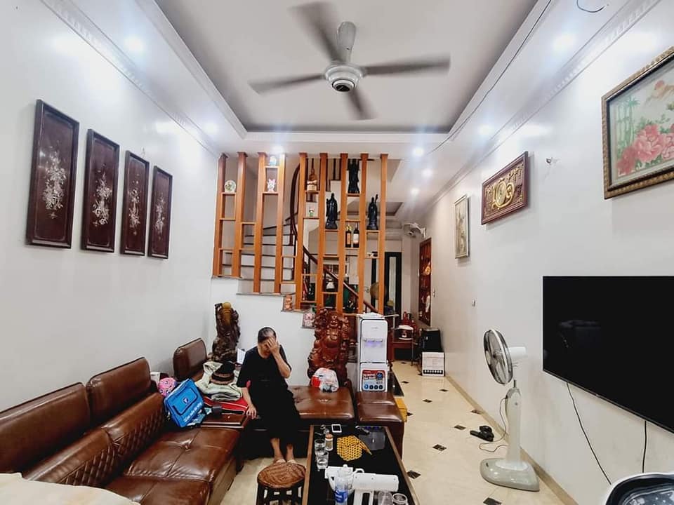 Bán nhà phố Nguyễn Chính, 33m2 x 5 tầng , Full nội thất, LH 0945676597 - Ảnh chính