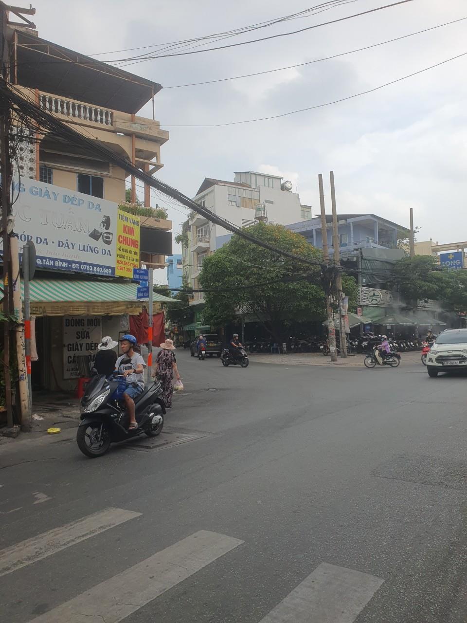 --Bán nhà phường 13 Tân Bình, hẻm 31 Đồng Xoài, gần chợ Hoàng Hoa Thám - Ảnh 2
