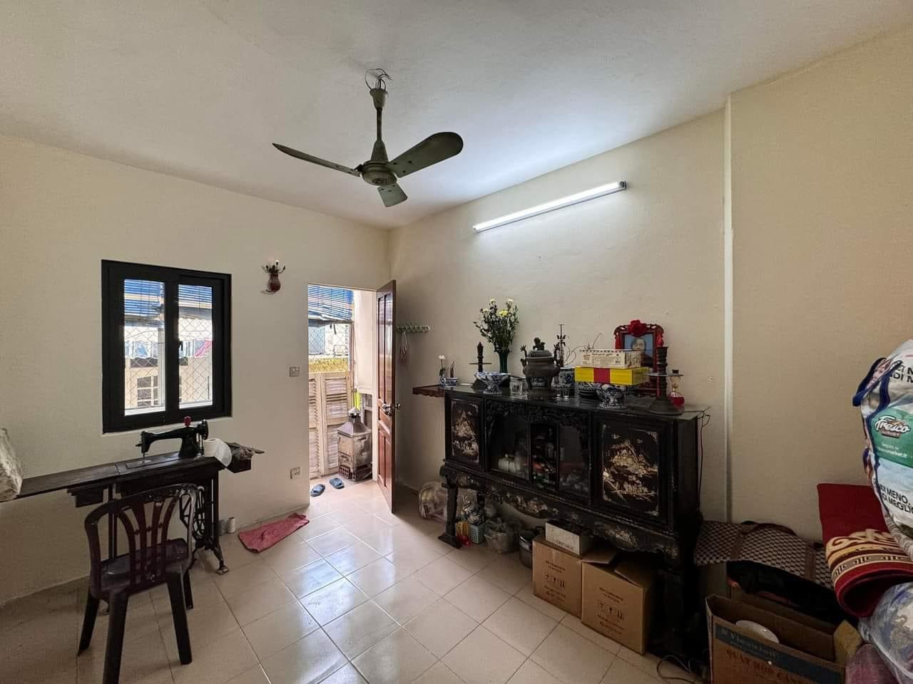 Chính chủ cần bán nhà 3 tầng 2 mặt ngõ thoáng, ngõ Giếng Mứt, Bạch Mai sổ đỏ đẹp giao dịch ngay - Ảnh chính