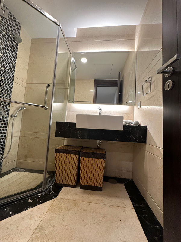 Cho thuê căn hộ cao cấp tòa Hoàng Thành Tower, Mai Hắc Đế. - Ảnh 4
