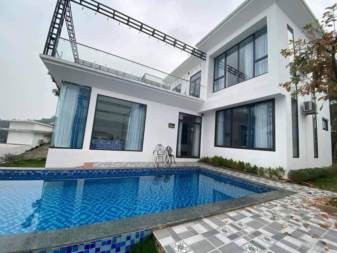 BÁN VILLAS 4 PN - CÓ BỂ BƠI RIÊNG - 300M2 CẢ NHÀ VƯỜN CỰC CHILL - SỔ ĐỎ CHÍNH CHỦ - GIÁ 6,2 TỶ - Ảnh chính