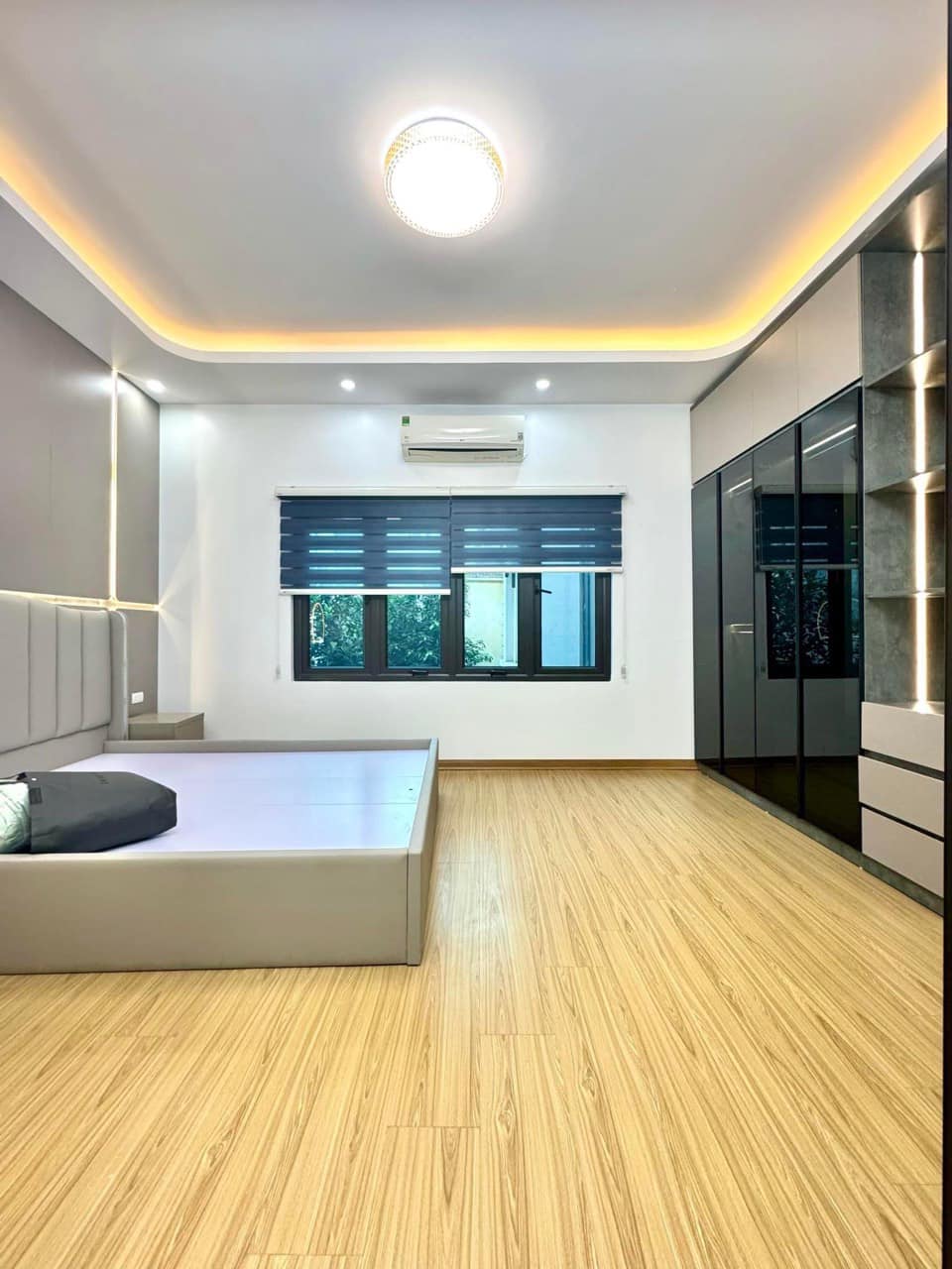 CHỈ 5 TỶ - 30M2 - PHỐ VIP QUAN NHÂN - TIỆN ÍCH NGẬP TRÀN - NHÀ MỚI TINH FULL NỘI THẤT - Ở SƯỚNG - Ảnh 3