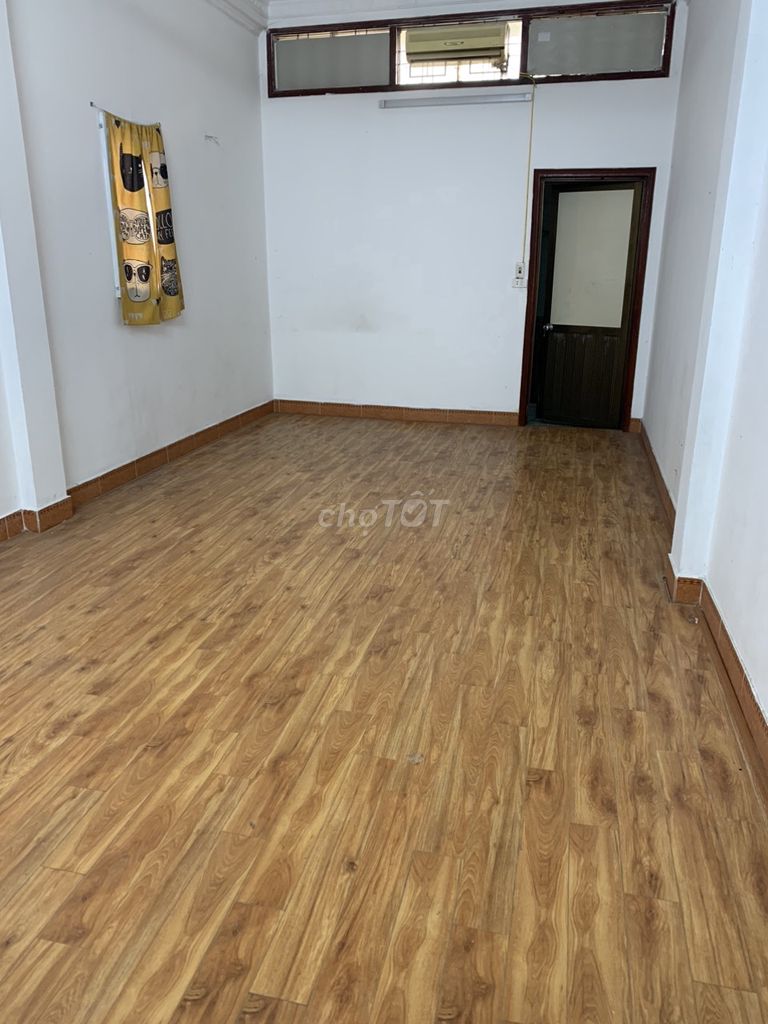Cho thuê Văn Phòng Riêng Biệt , làm việc độc lập mặt đường Phố Vọng - Ảnh 1