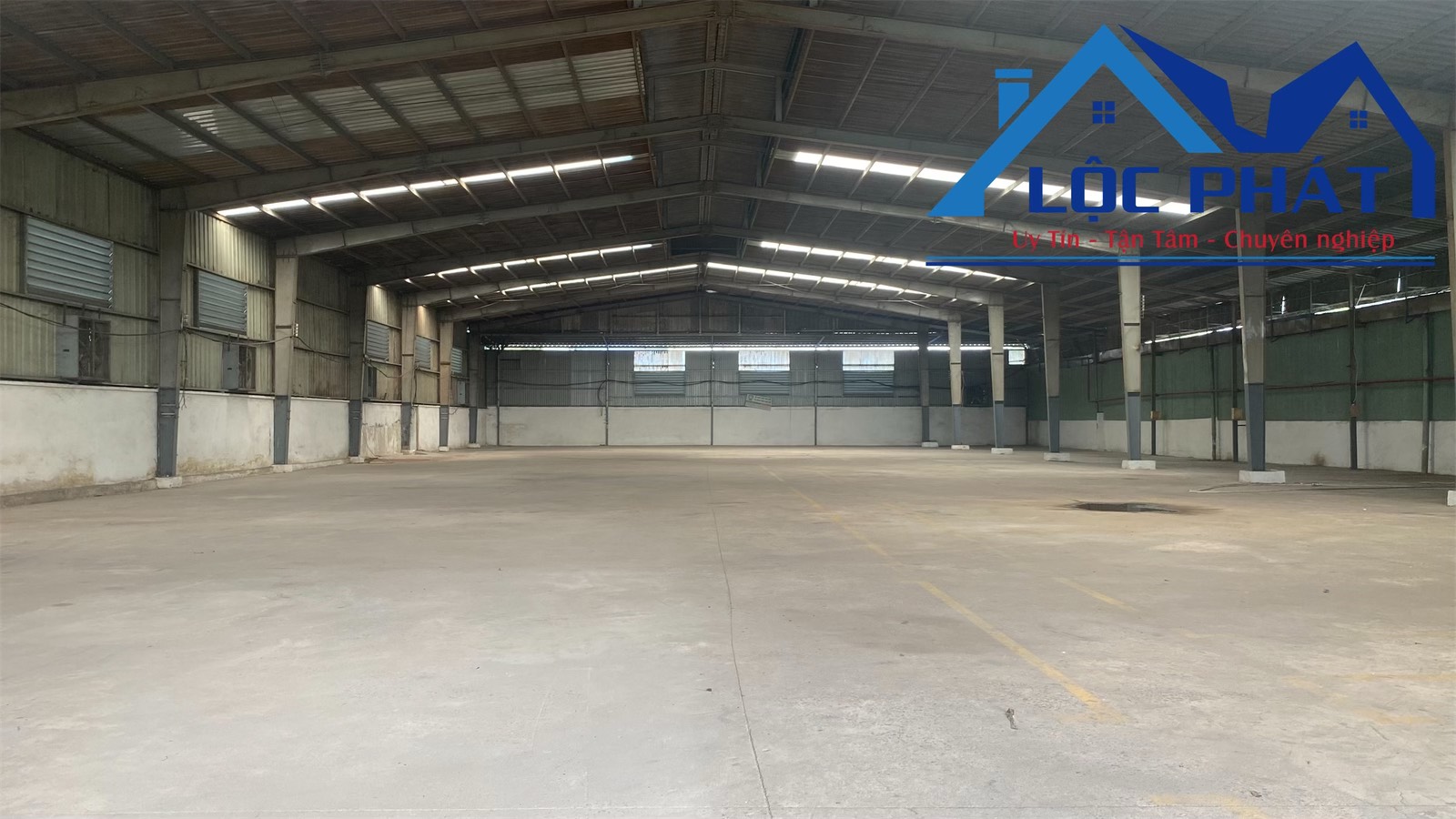 Cho thuê xưởng 2500m2 xã Hố Nai 3, Trảng Bom, Đồng Nai giá tốt 30k/m2 - Ảnh 2