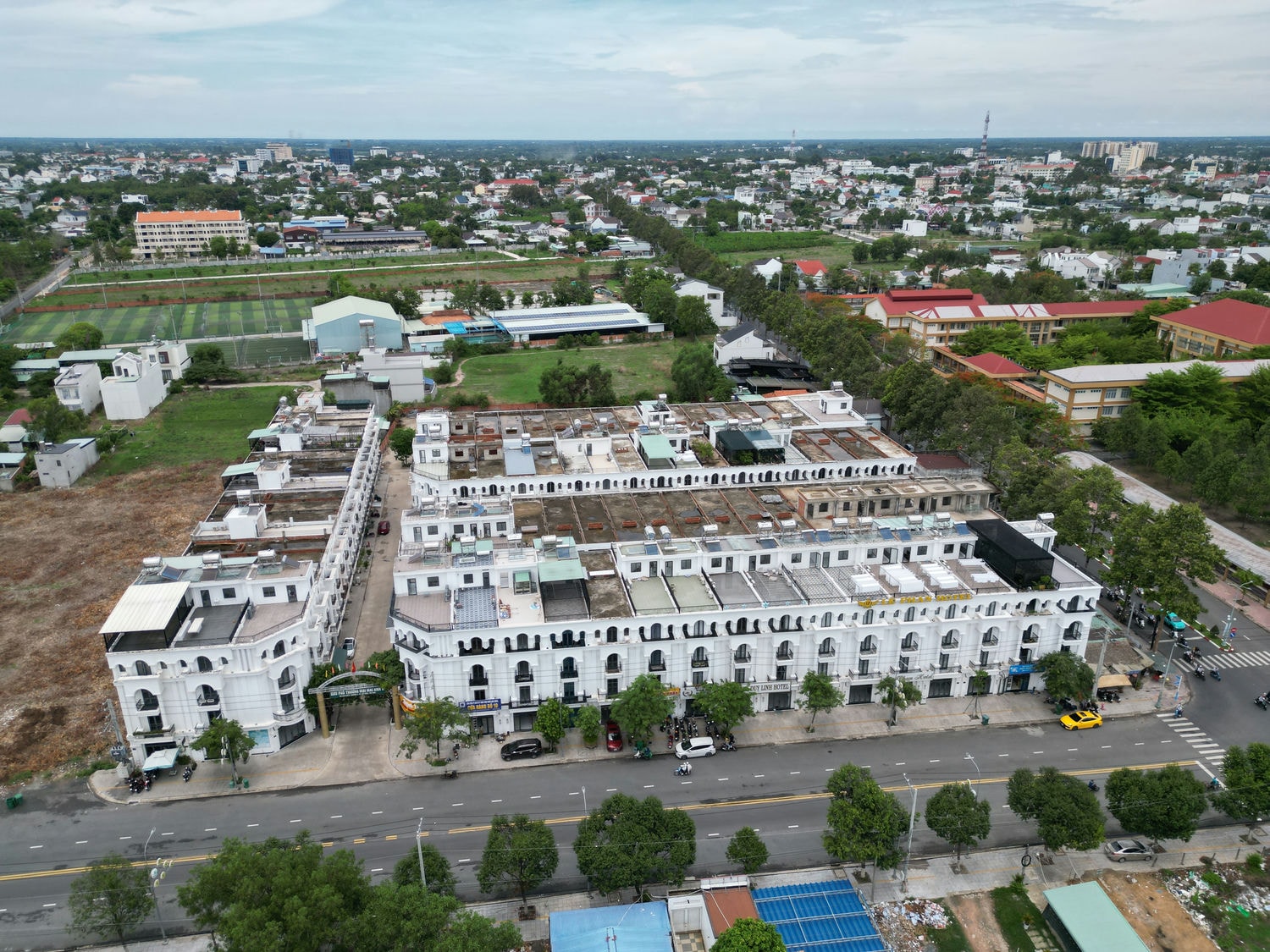 Nhà mới xây hiện đại, tiện nghi tại Tây Ninh - Ảnh chính