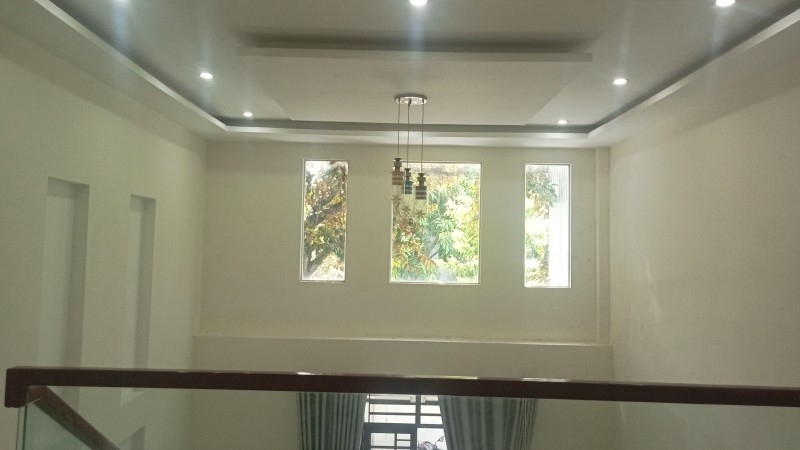 ♥ Nhà Kiệt Hoàng Diệu, 50m2, lửng đúc, sân rộng, sau nhà kiệt thoáng, nhỉnh 2 tỷ - Ảnh chính