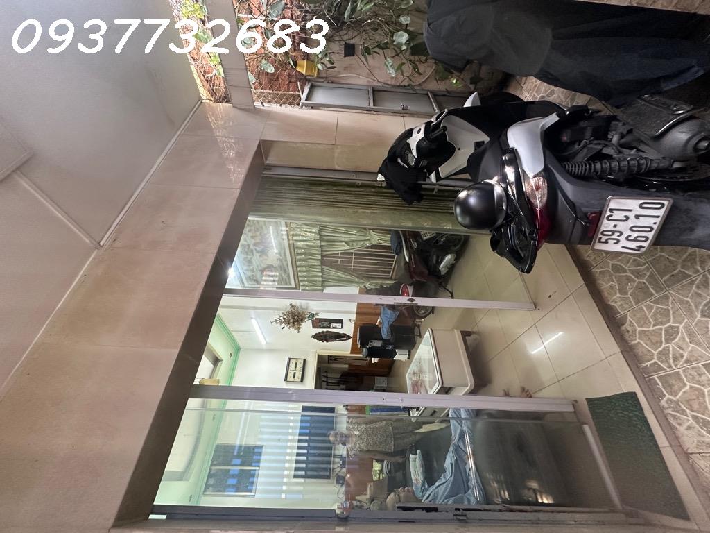 Cần bán gấp giảm 300tr - Hẻm oto khu VIP Tân Phú - nhà 2 tầng 51m2 - giá còn 3.950 tỷ - Ảnh 1
