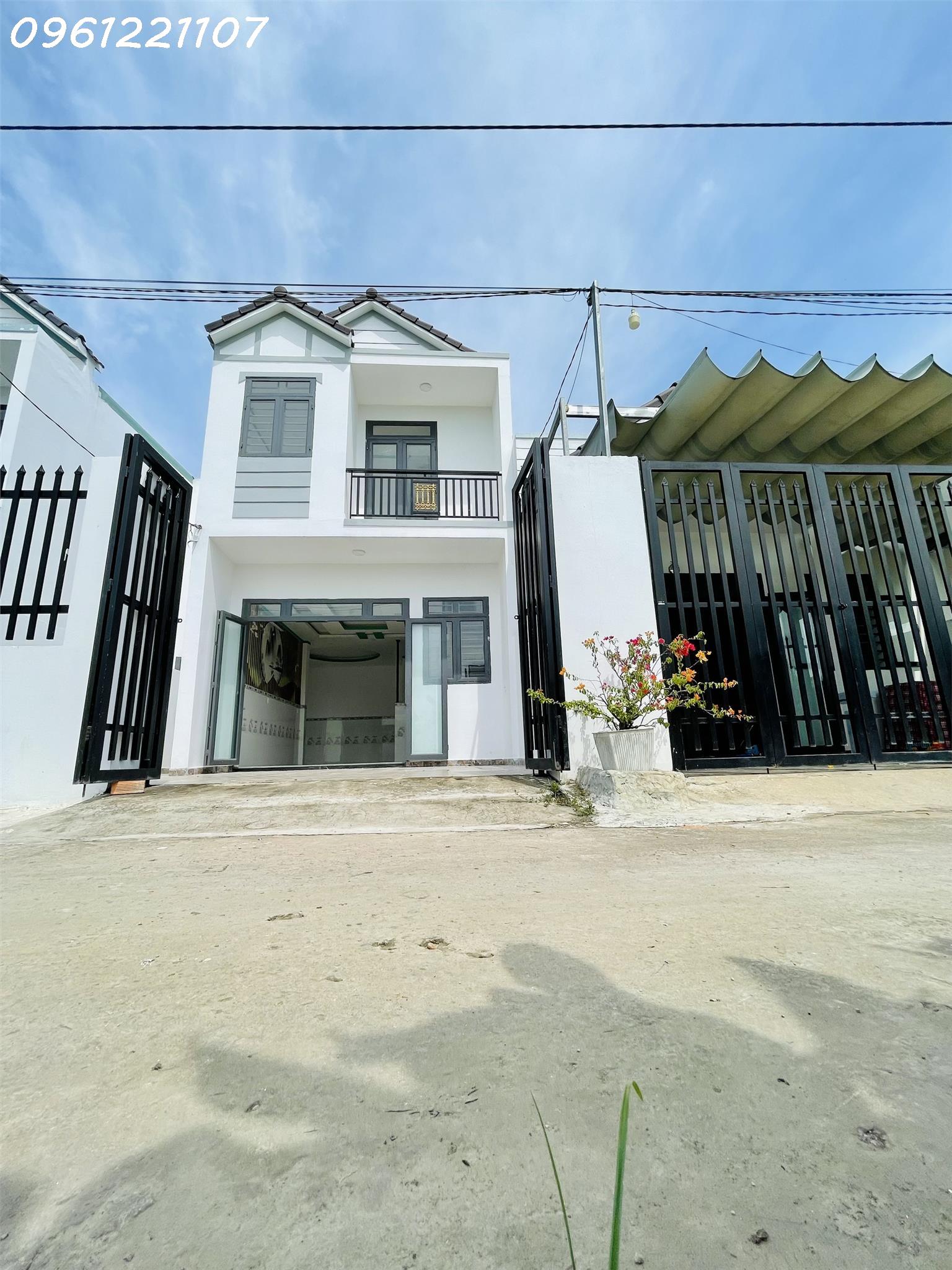 nhà mới xây gần Sân Bay Biên Hòa Liền Kề Bửu Long tt 300tr nhận nhà - Ảnh chính