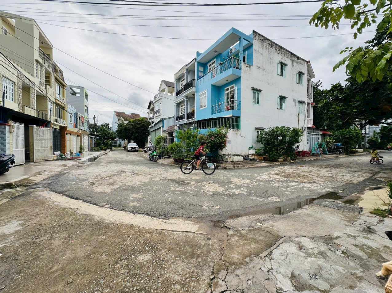 Bán nhà hẻm 835 Nguyễn Duy Trinh, Phú Hữu Q9 , 10x18, 4 tầng chỉ 15 tỷ - Ảnh chính
