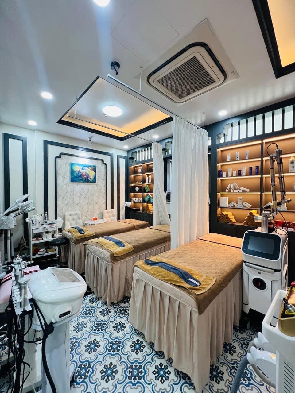 Chính chủ cần sang nhượng gấp Spa tuyệt đẹp tại Hà Nội - Ảnh chính