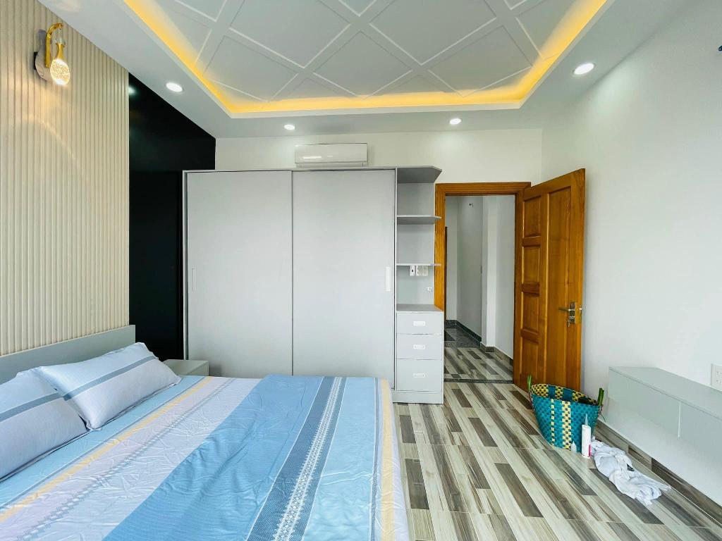 🏠 NHÀ SIÊU ĐẸP - HẺM XE HƠI ĐẬU CỬA - 4 TẦNG LẦU - TẶNG FULL NỘI THẤT - CHỈ NHỈNH 6 TỶ - VÔ Ở NGAY. - Ảnh 4