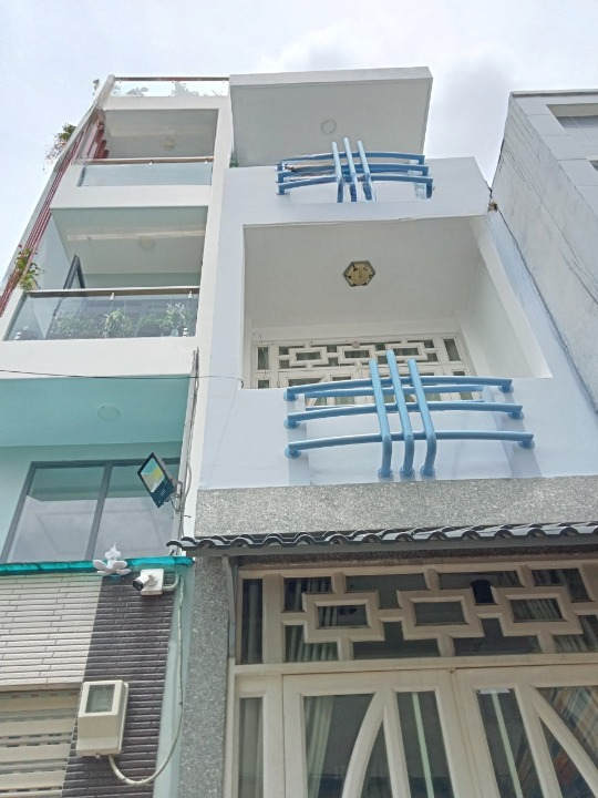 Nhà mới 3 tầng nở hậu 13m, 2 mặt hẻm Nguyễn Duy P9Q8 - Ảnh chính