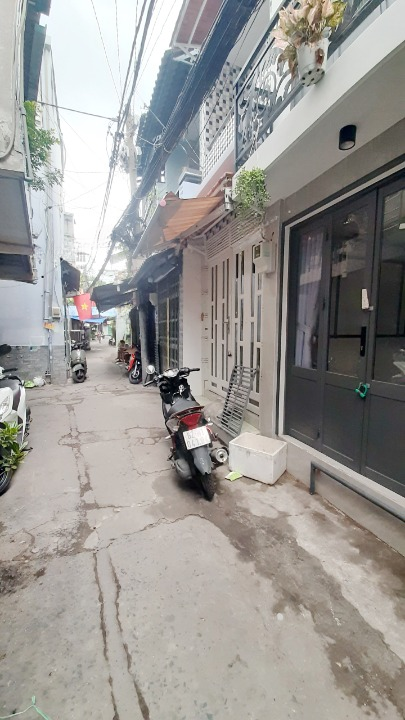 Nhà 3 tầng nhỏ xinh Nguyễn Thị Tần P2Q8. Giá 1,68 tỷ bớt lộc - Ảnh 4