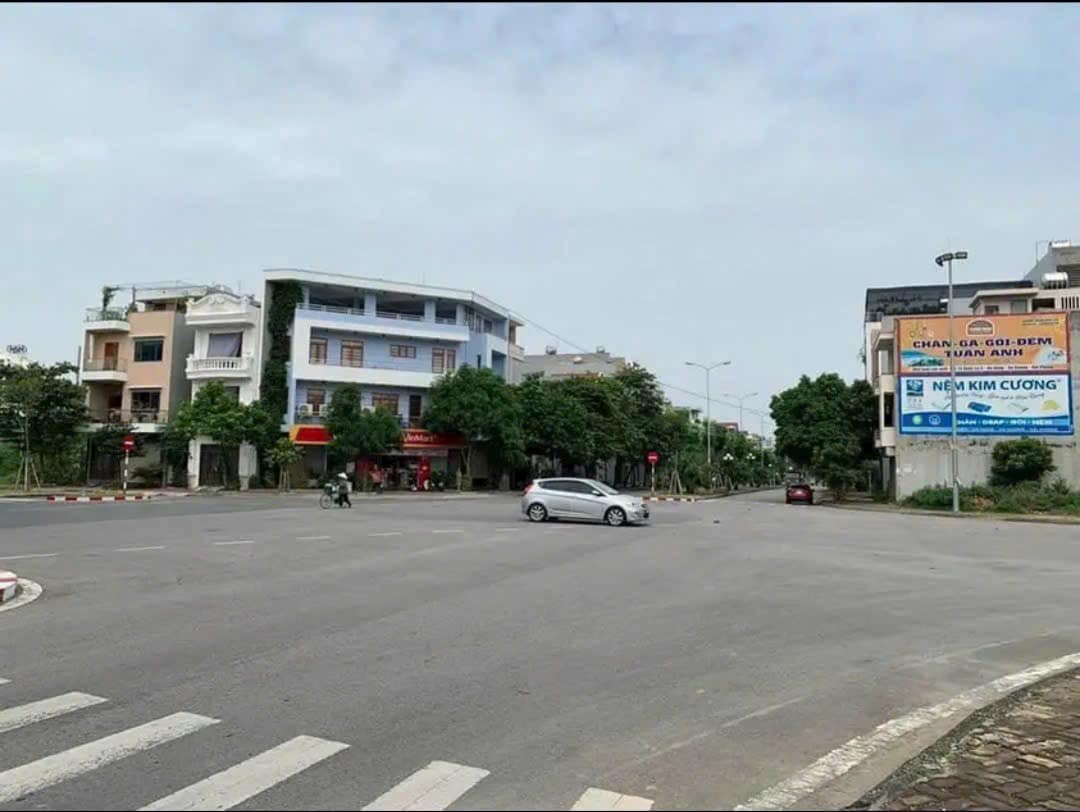 Bán đất mặt đường Hoàng Quốc Việt, ph Thanh Bình, TP HD, 67.5m2, mt 4.5m, KD buôn bán - Ảnh chính