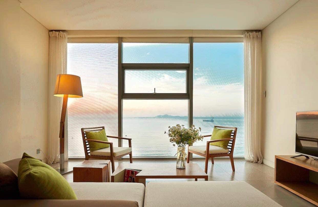 CC Cần bán gấp căn hộ view trực diện biển Mỹ Khê Đà Nẵng, full nội thất giá sụp hầm. DT 65 m2 - Ảnh chính