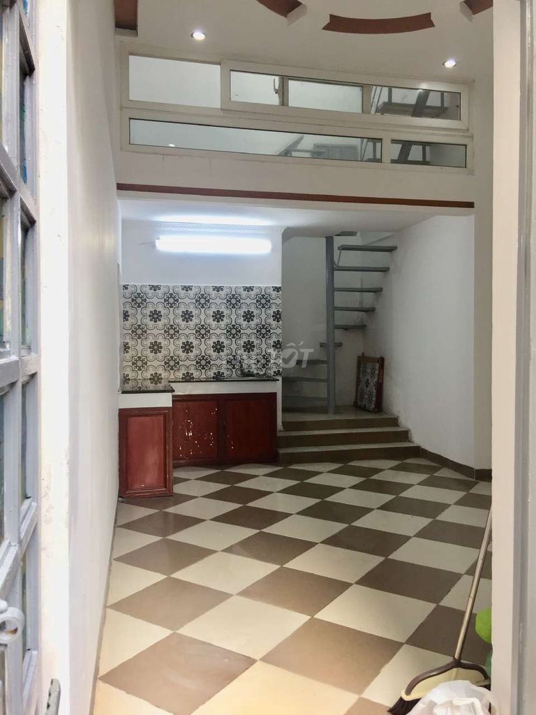 Cho thuê nhà riêng 2 tầng (20mx2) tại ngõ 285 Nguyễn Văn Cừ, Long Biên, Hà Nội - Ảnh 1