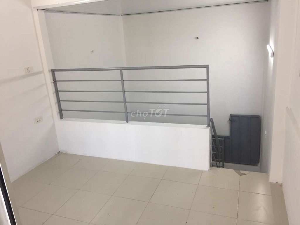 Cho thuê nhà riêng 2 tầng (20mx2) tại ngõ 285 Nguyễn Văn Cừ, Long Biên, Hà Nội - Ảnh 4