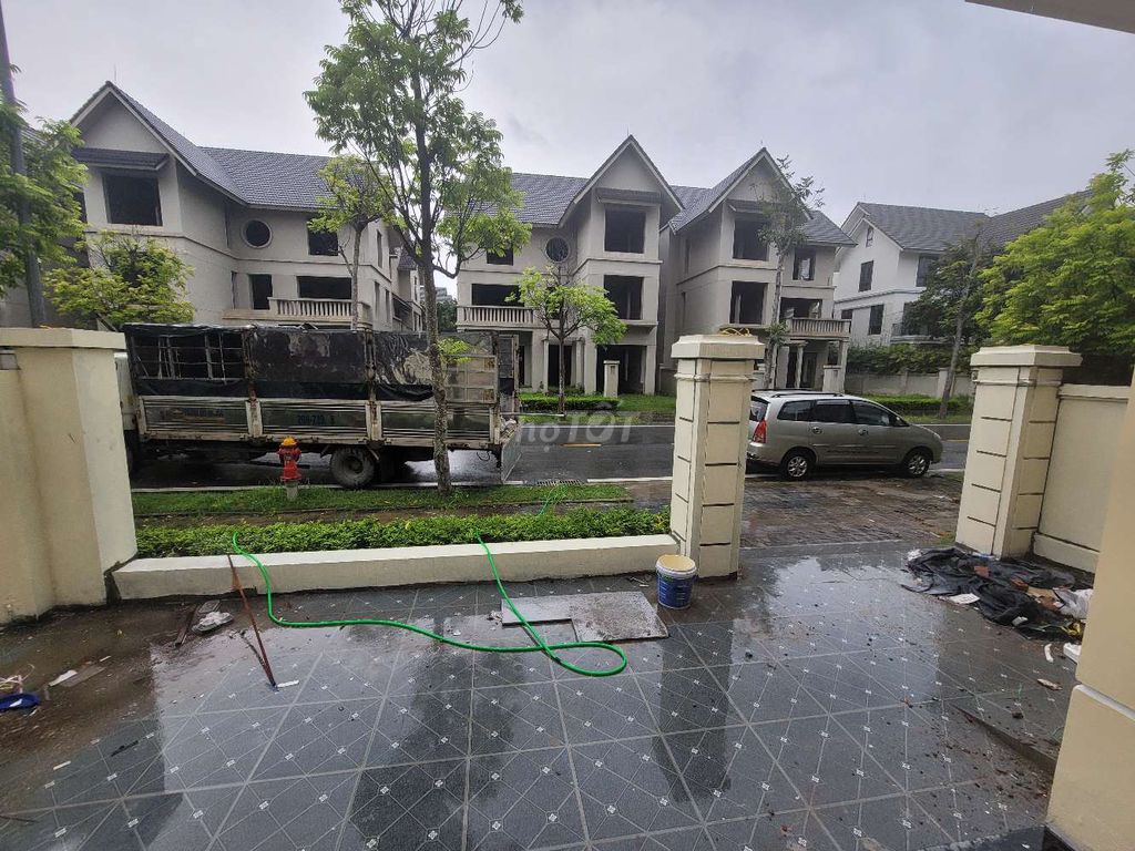Cho thuê biệt thự mới 3,5 tầng tại KĐT Sunny Garden City, Quốc Oai, Hà Nội - Ảnh 1